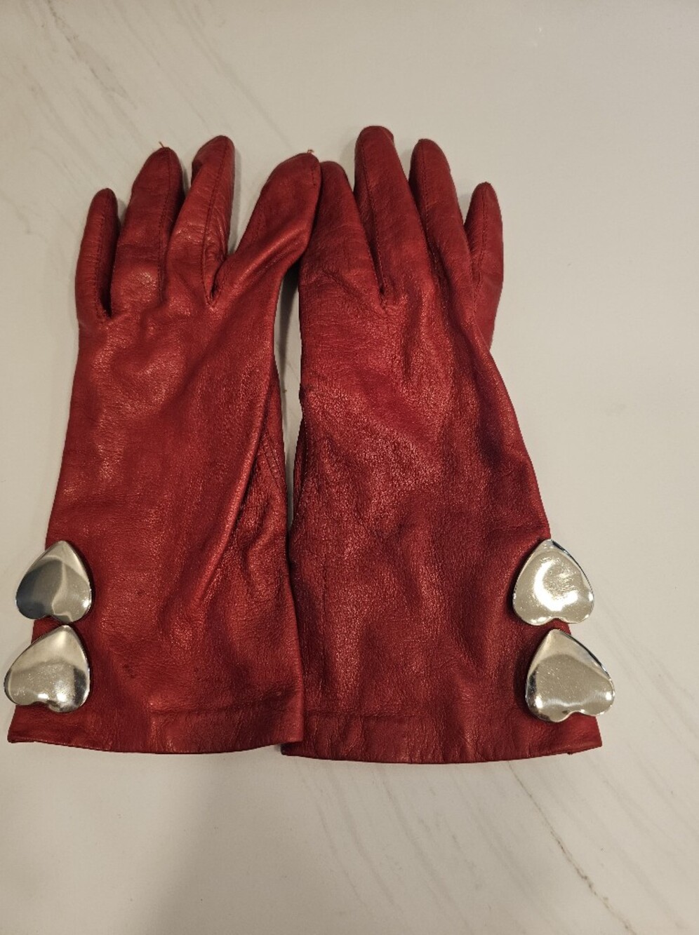 Carolina Amato Red Leather Women's Gloves with Silver Heart Accents Size 8